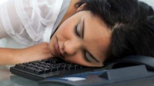 Narcolepsie, pathologie se caractérisant par une perturbation du temps de sommeil